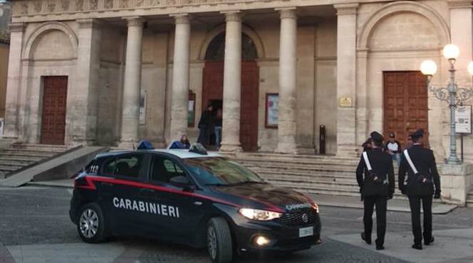 Carabinieri-Vittoria-foto-repertorio-2-1.jpg