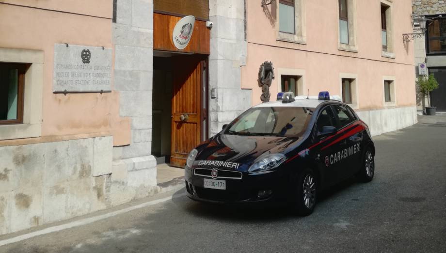 Carabinieri-di-Taormina-1.jpg