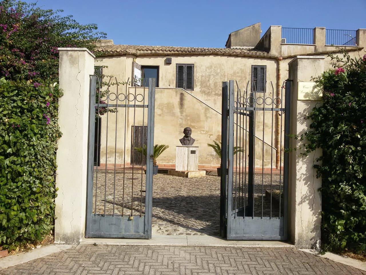 Casa-Luigi-Pirandello-1.jpg