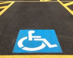 parcheggio-disabili.jpg