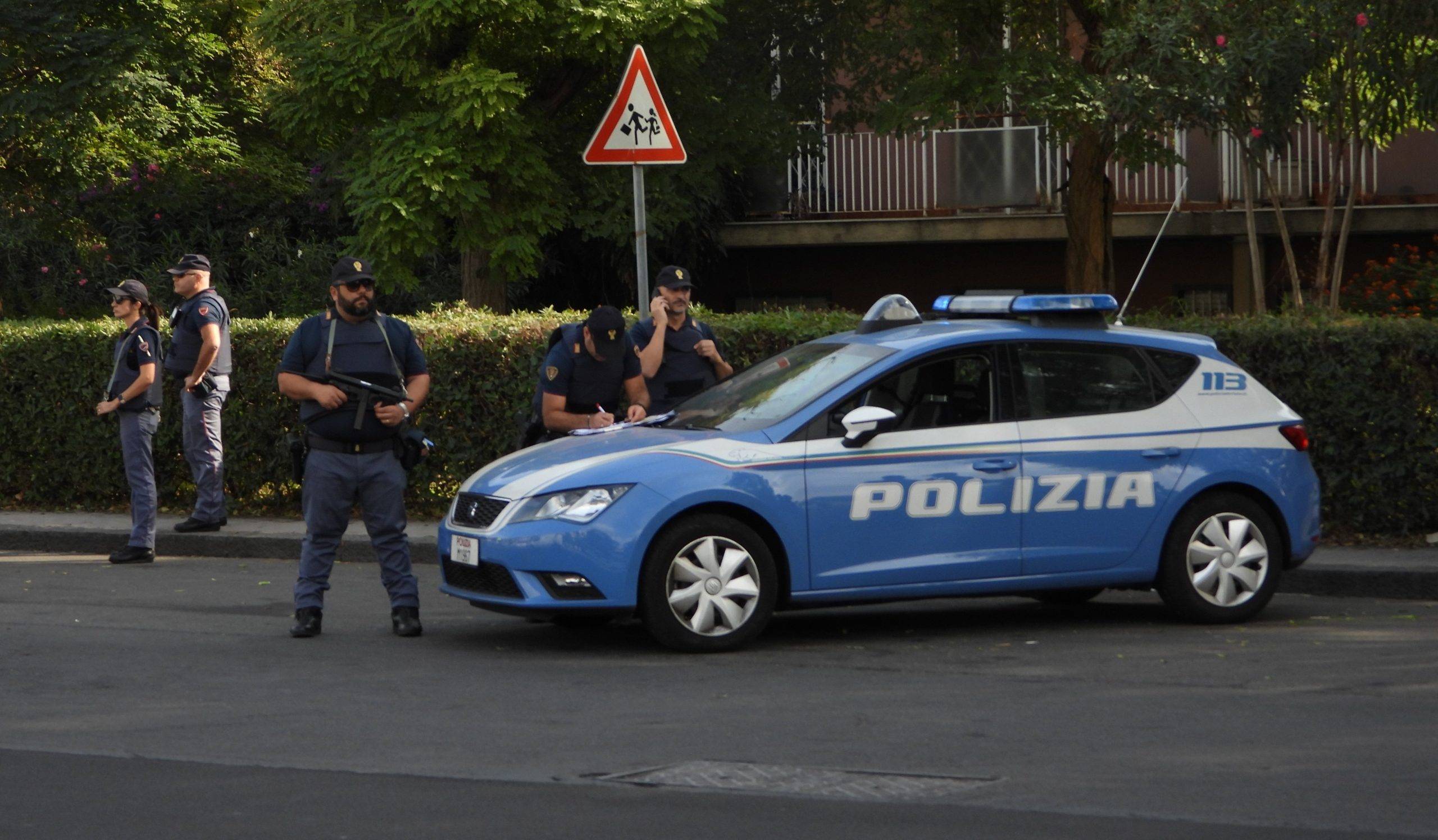 polizia-catania-scaled.jpg
